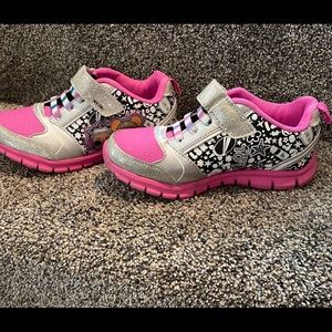 Girls size 1 L.O.L. Tennis shoes